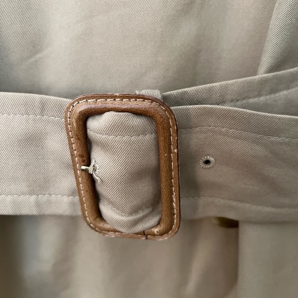 Vintage Burberrys Trench Coat EUC - Picture 5 of 15